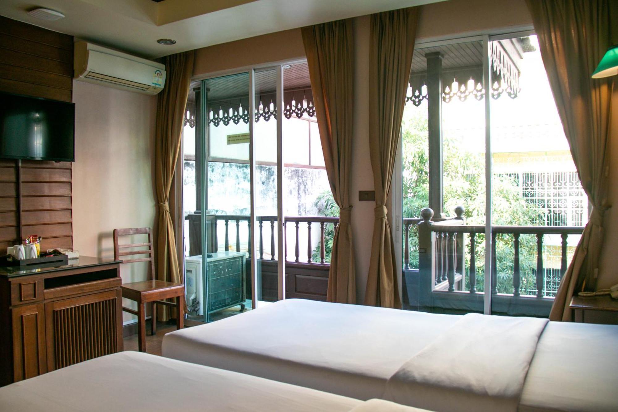 Lamphu Tree House Boutique Hotel Bangkok Room photo