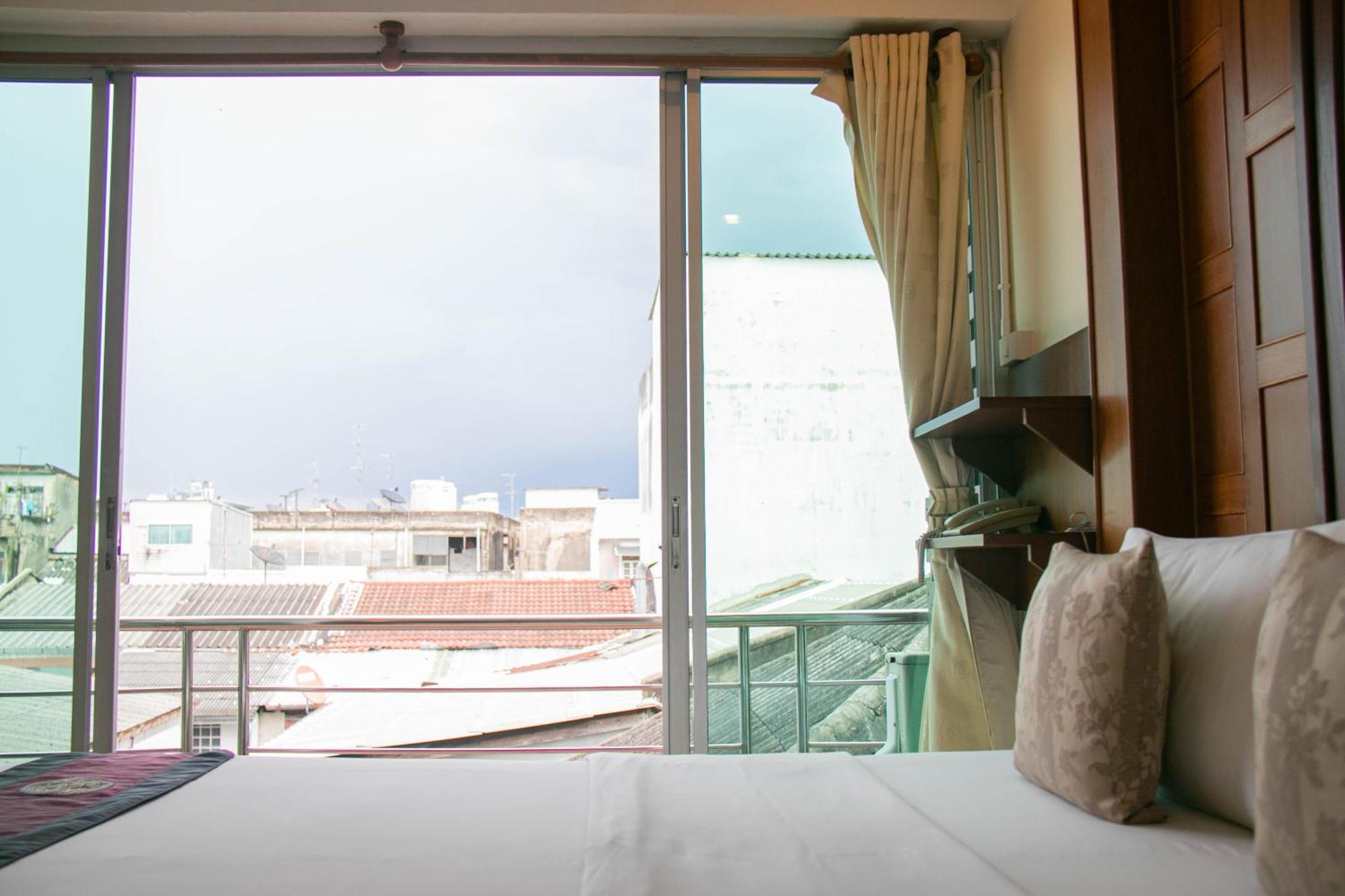 Lamphu Tree House Boutique Hotel Bangkok Room photo